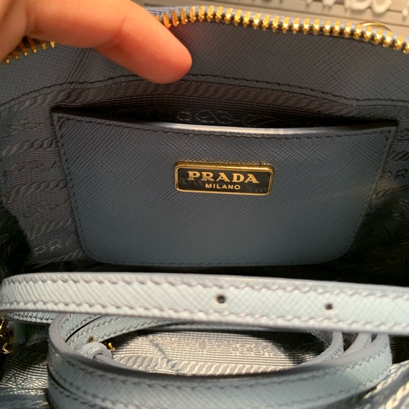 🛑SOLD🛑Prada saffiano mini lux crossbody - Picture 6 of 8